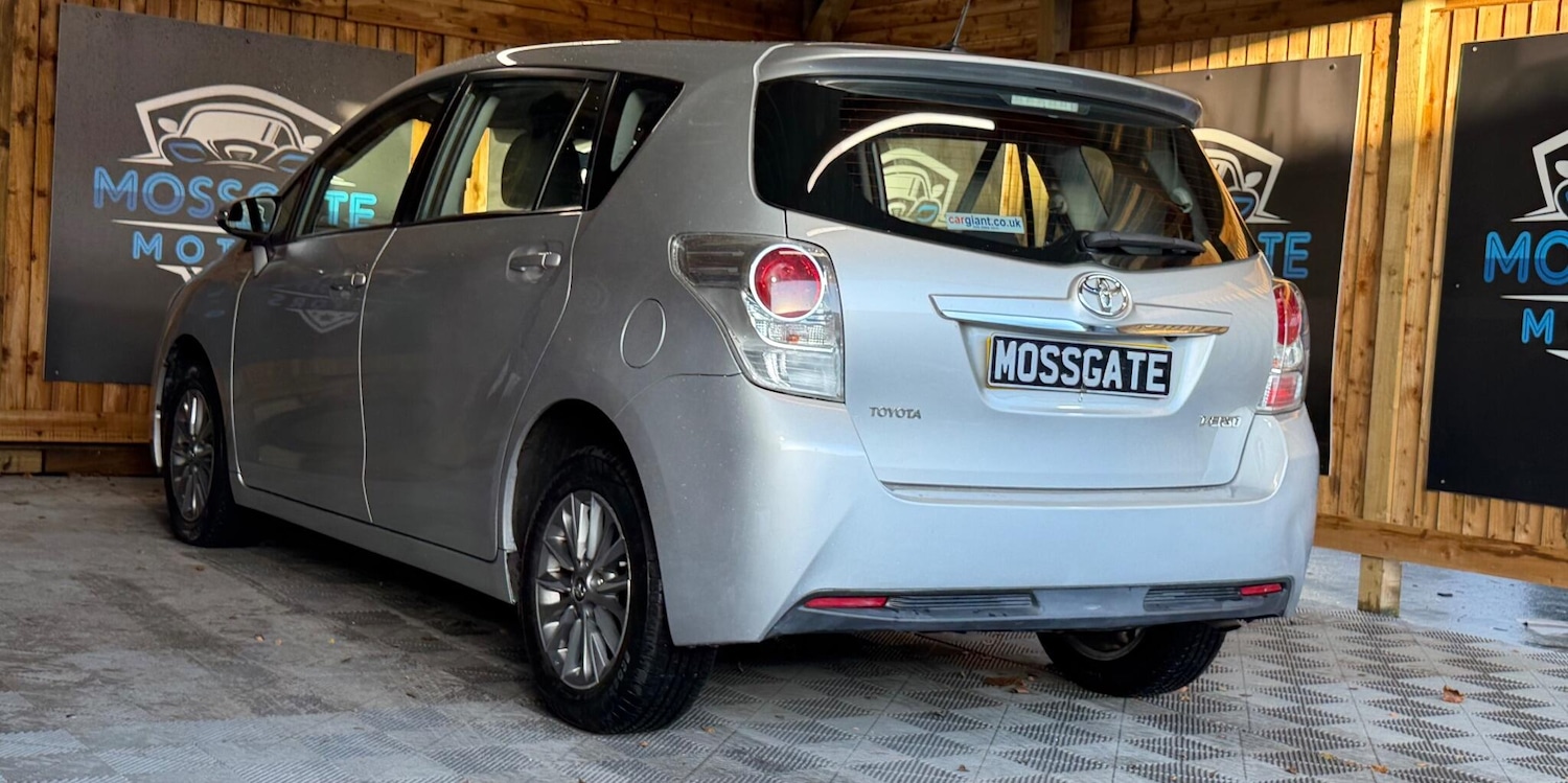 Used Toyota Verso 2016 for sale - 76997831: Photo 11