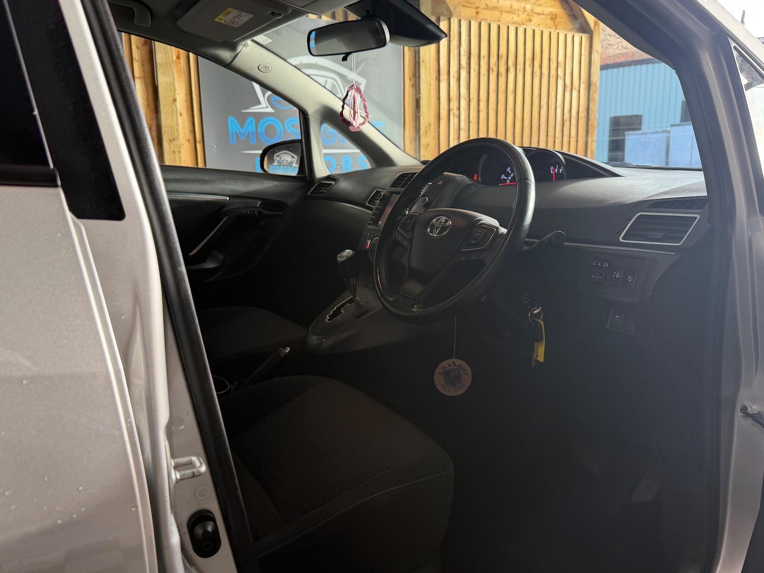 Used Toyota Verso 2016 for sale - 76997831: Photo 12