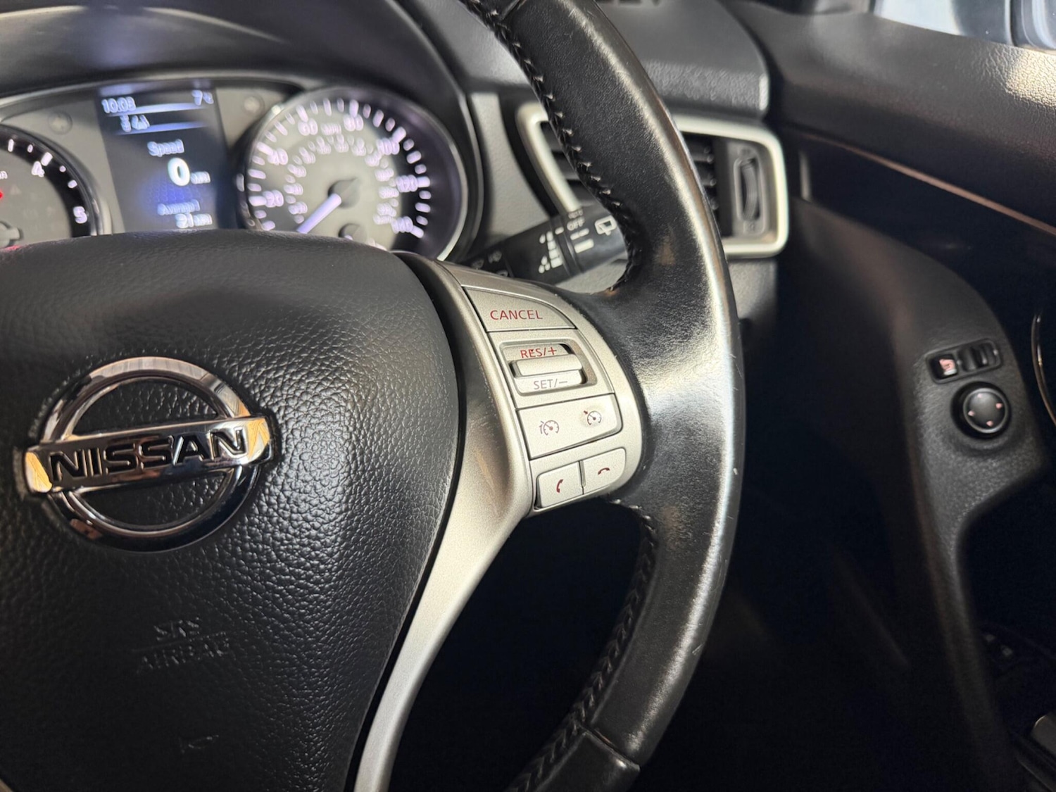 Used Nissan Qashqai for sale - 78128048: Photo 31