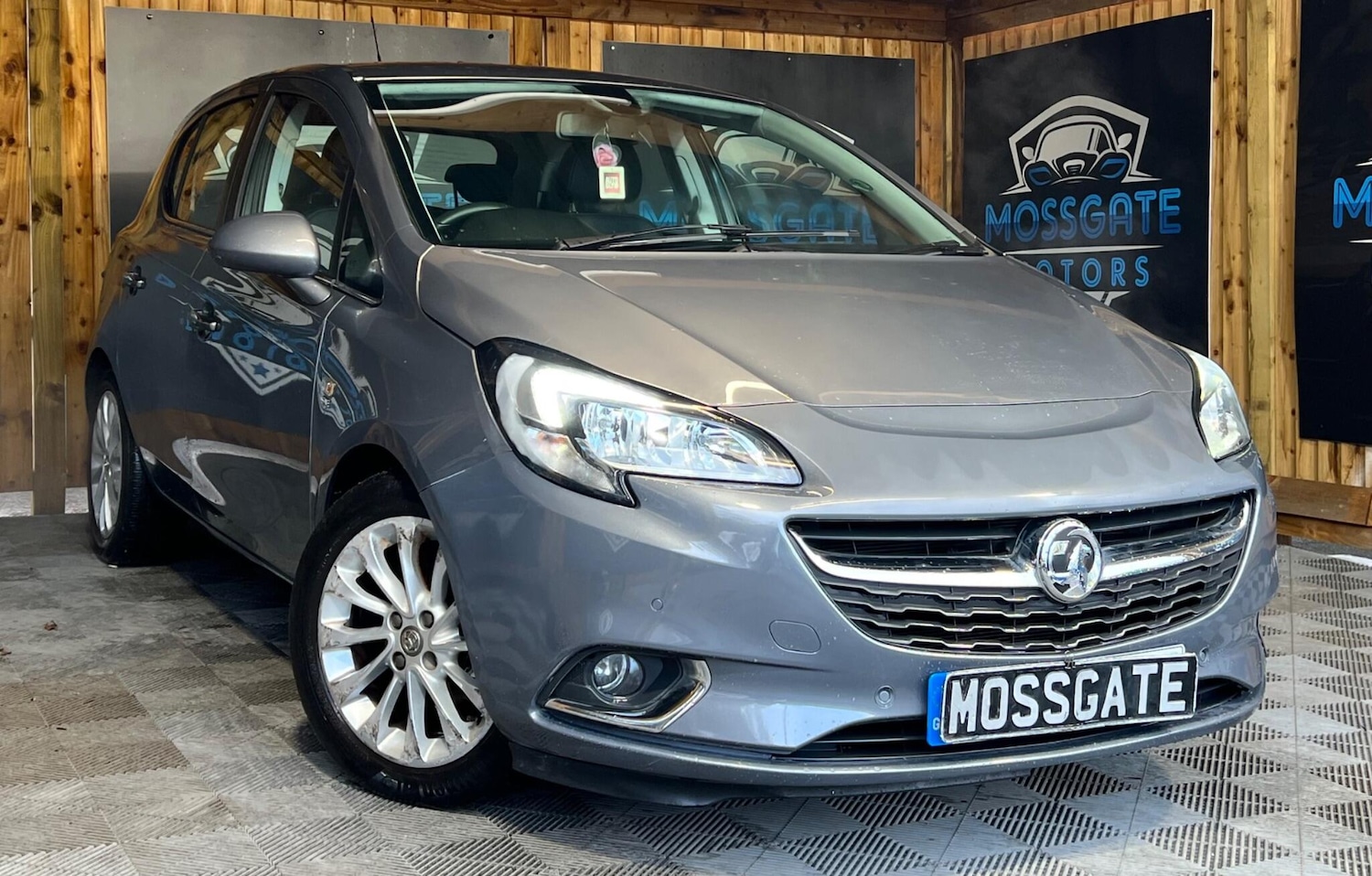 Used Vauxhall Corsa 2015 for sale - 77202522: Photo 1