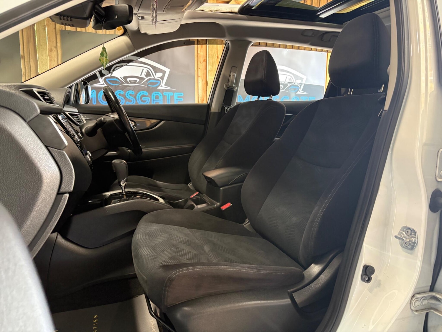 Used Nissan X-Trail 2016 for sale - 76446456: Photo 33