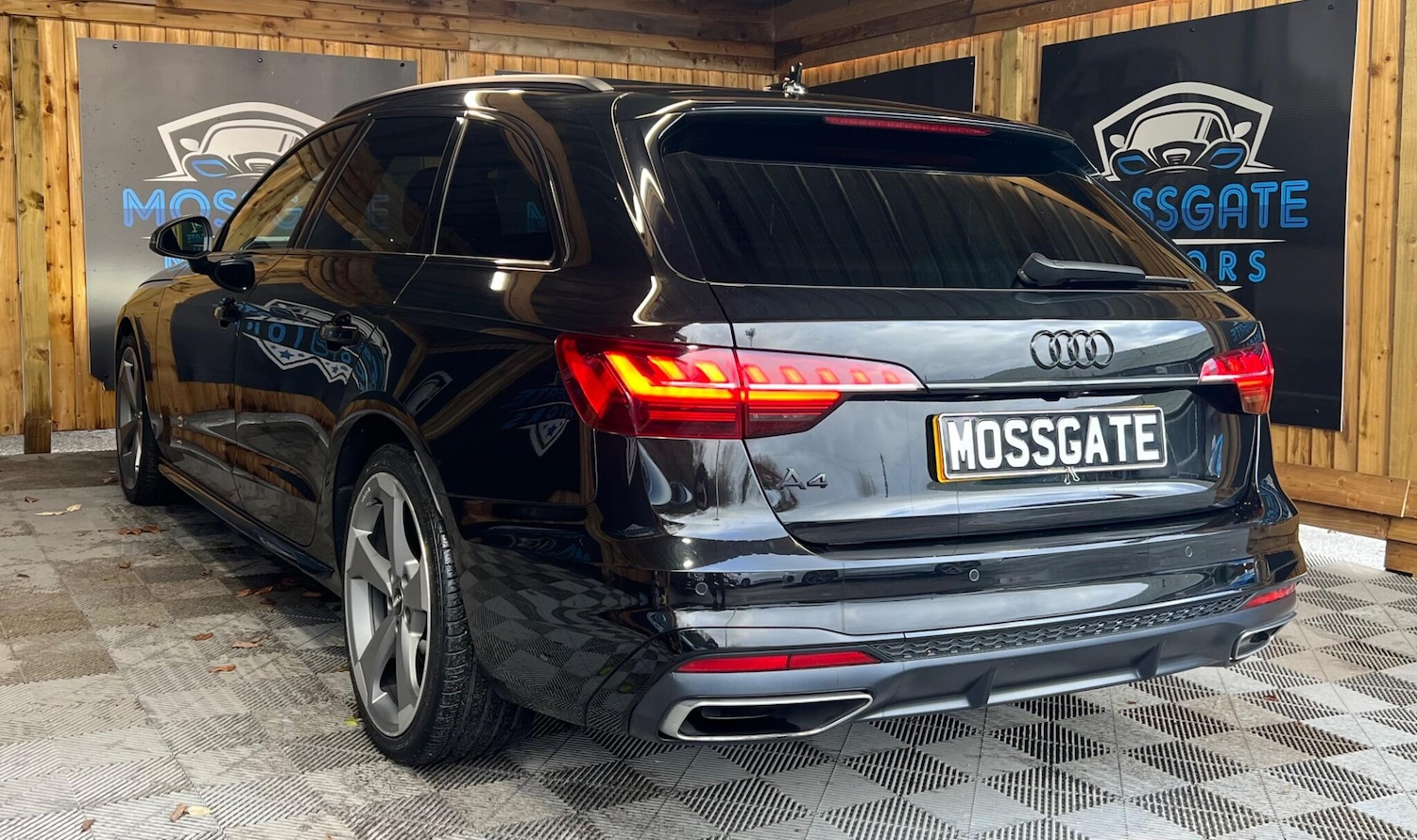 Used Audi A4 Avant 2019 for sale - 76887262: Photo 11