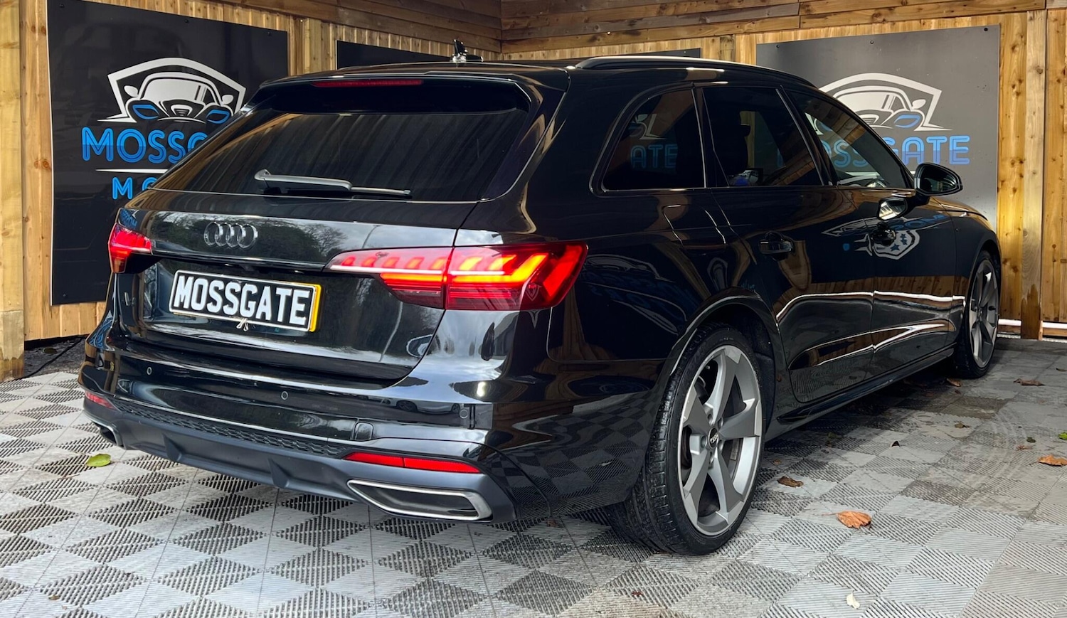Used Audi A4 Avant 2019 for sale - 76887262: Photo 13