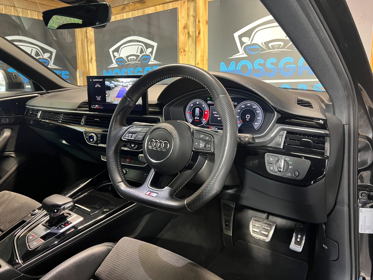 Used Audi A4 Avant 2019 for sale - 76887262: Photo 16