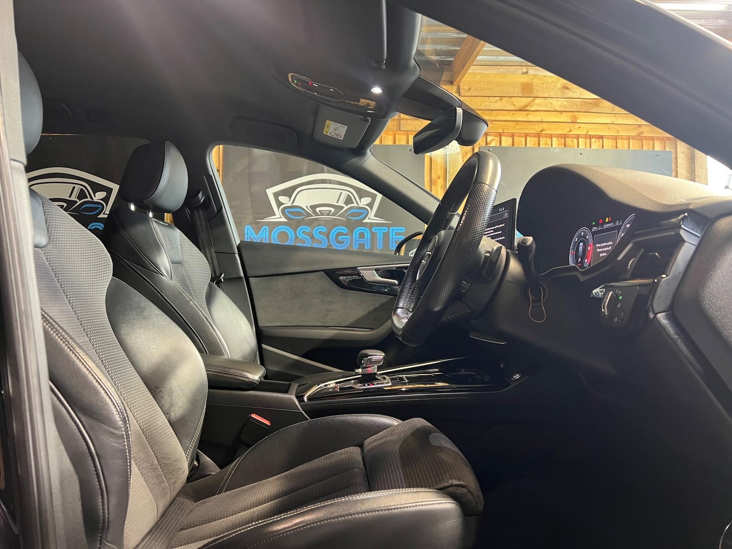 Used Audi A4 Avant 2019 for sale - 76887262: Photo 17