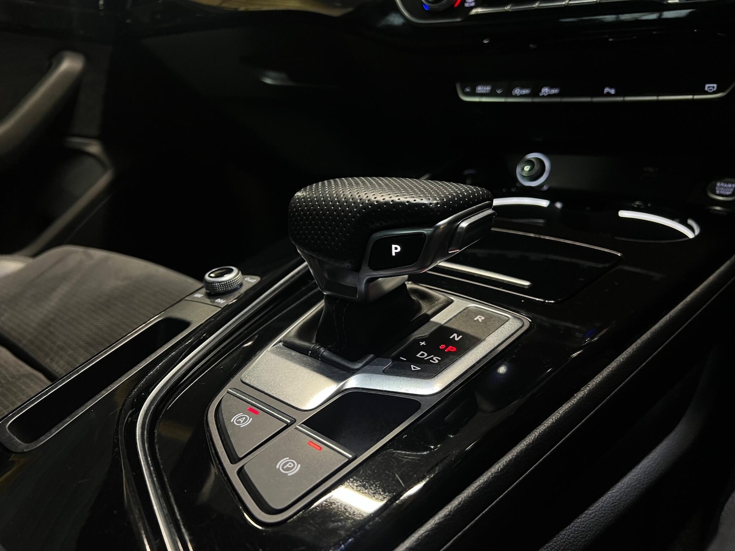 Used Audi A4 Avant 2019 for sale - 76887262: Photo 37