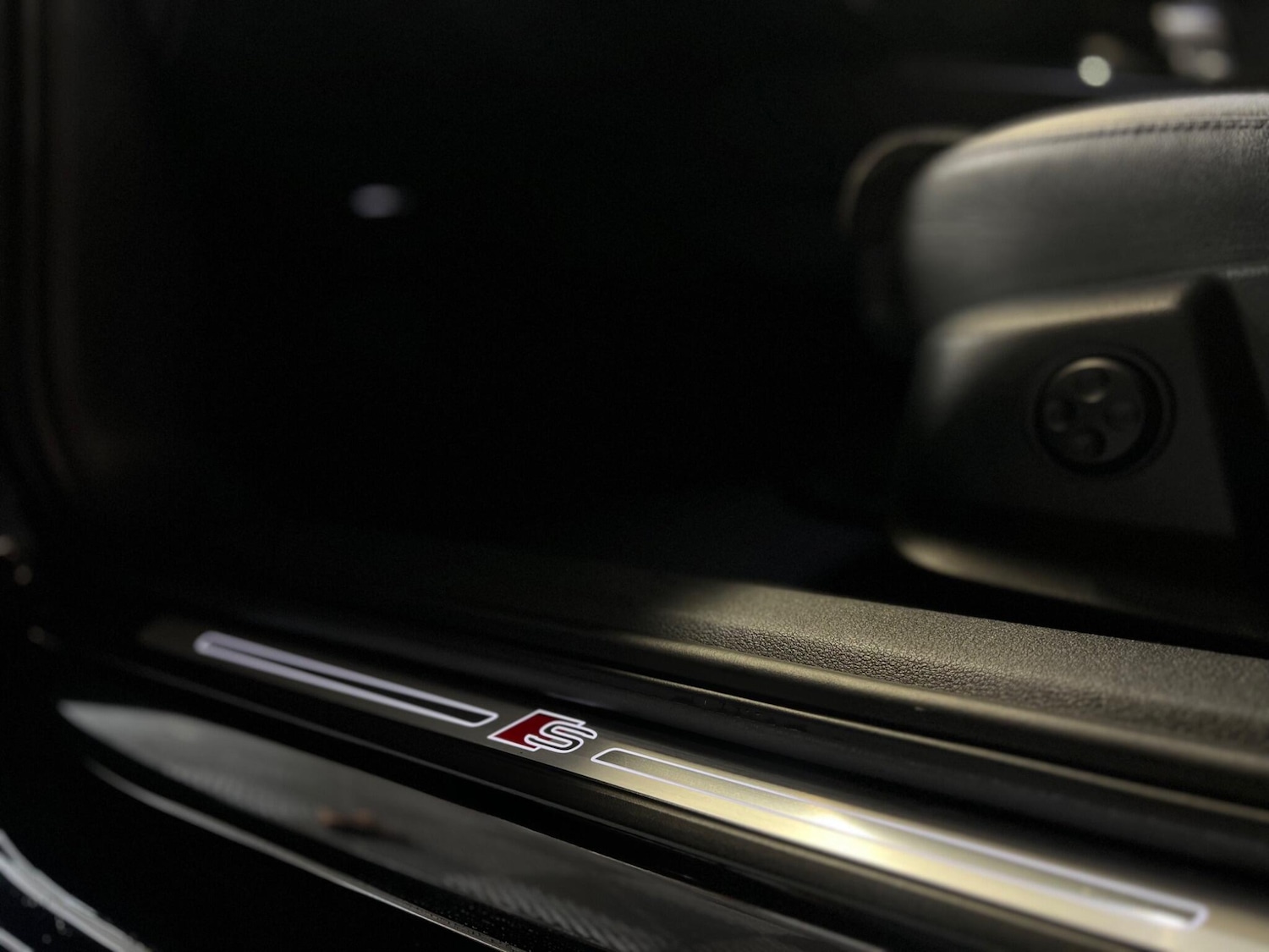 Used Audi A4 Avant 2019 for sale - 76887262: Photo 43