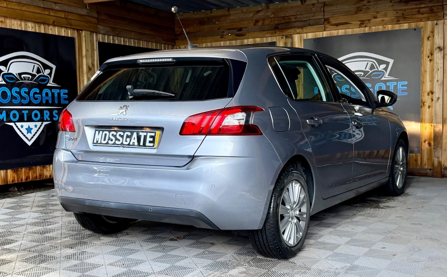 Used Peugeot 308 2018 for sale - 77549561: Photo 11