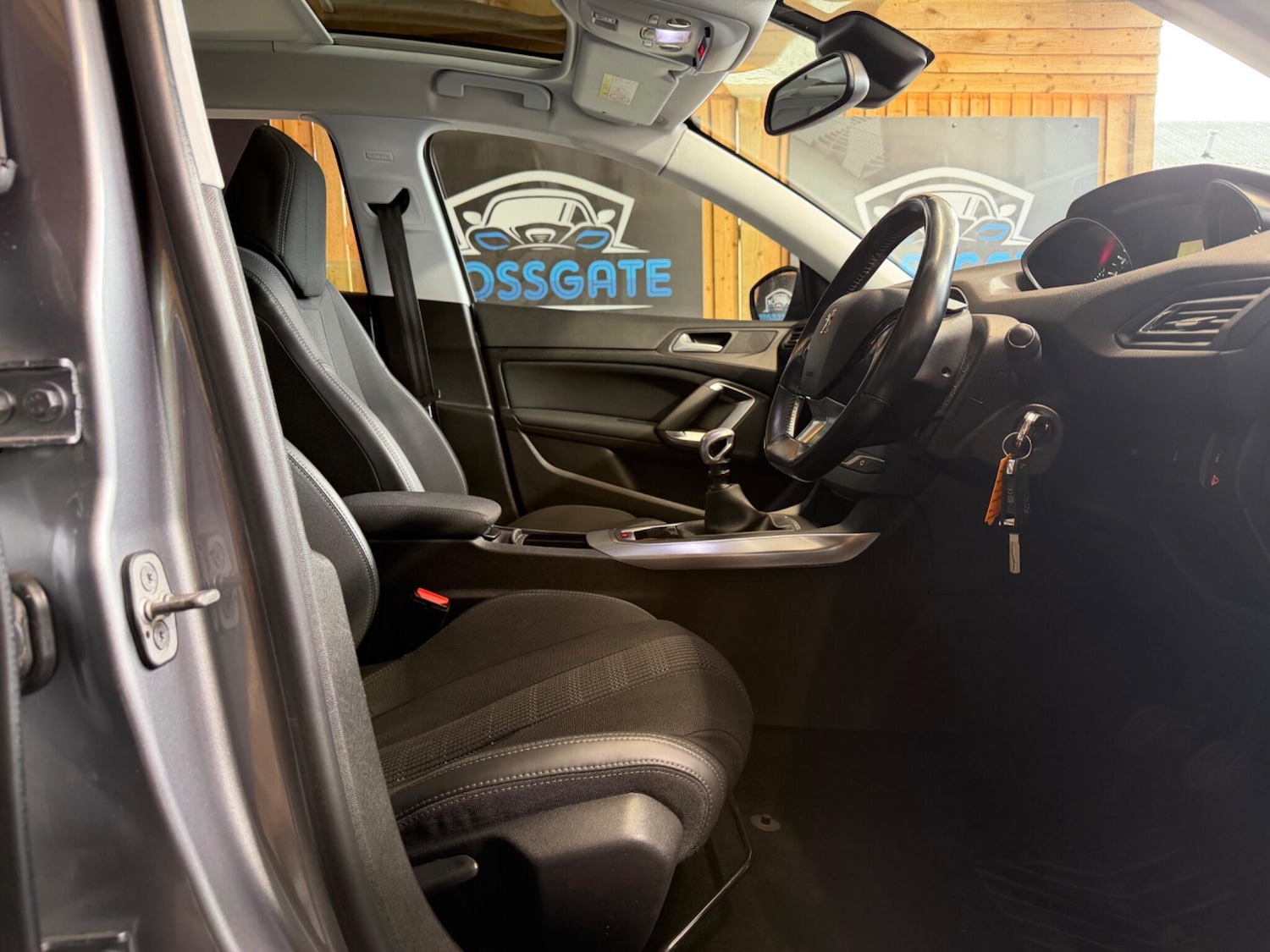 Used Peugeot 308 2018 for sale - 77549561: Photo 16