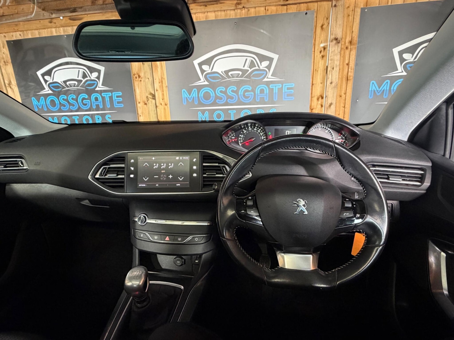 Used Peugeot 308 2018 for sale - 77549561: Photo 17