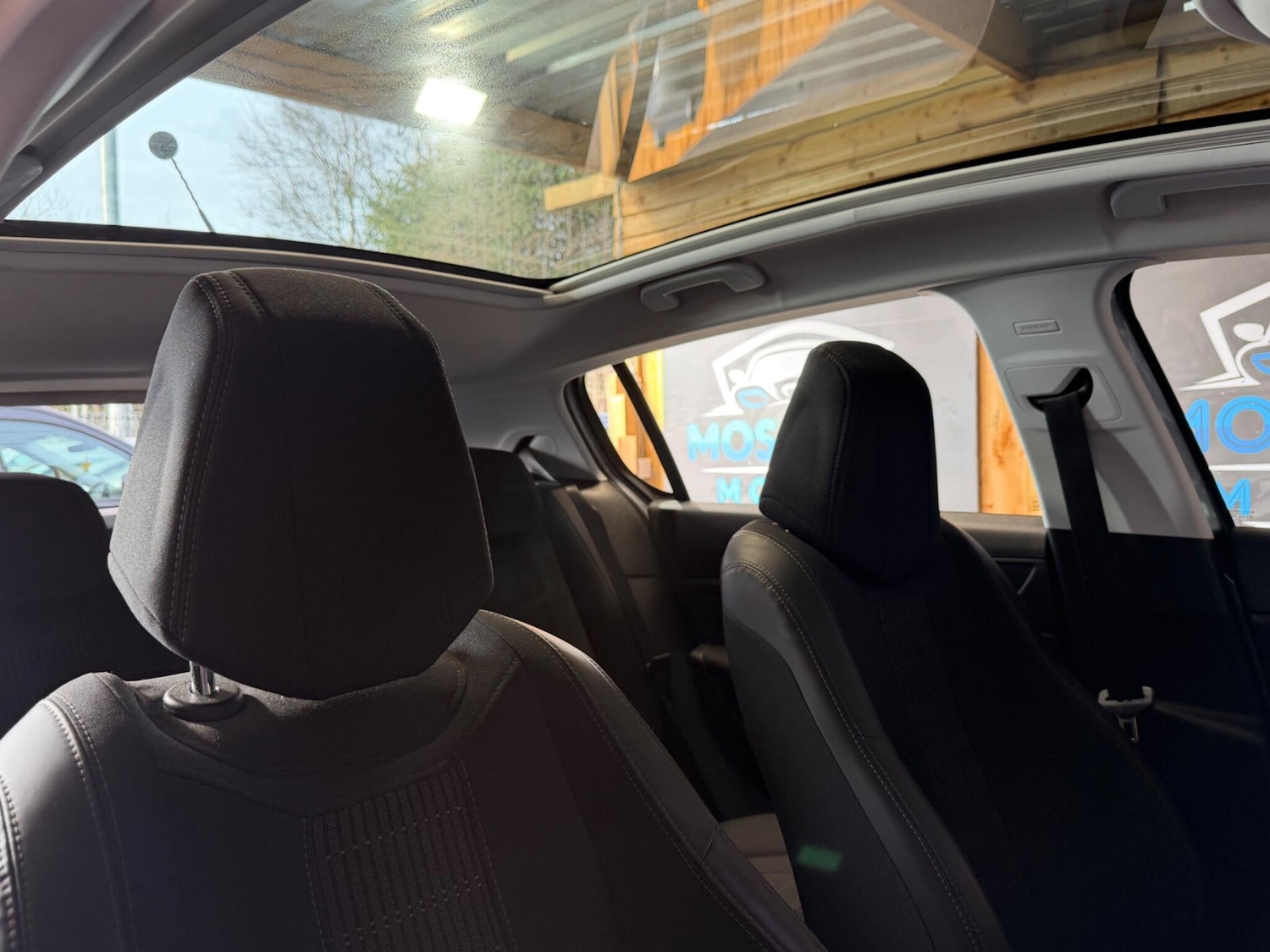 Used Peugeot 308 2018 for sale - 77549561: Photo 25