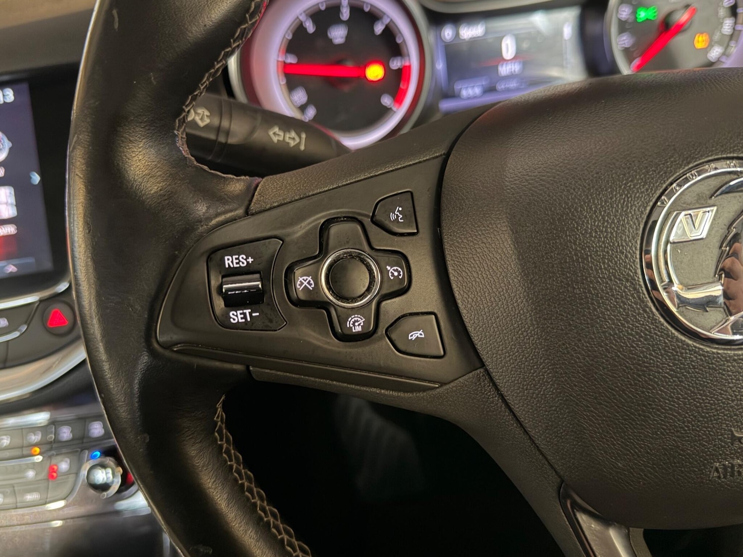 Used Vauxhall Astra 2016 for sale - 77882787: Photo 27