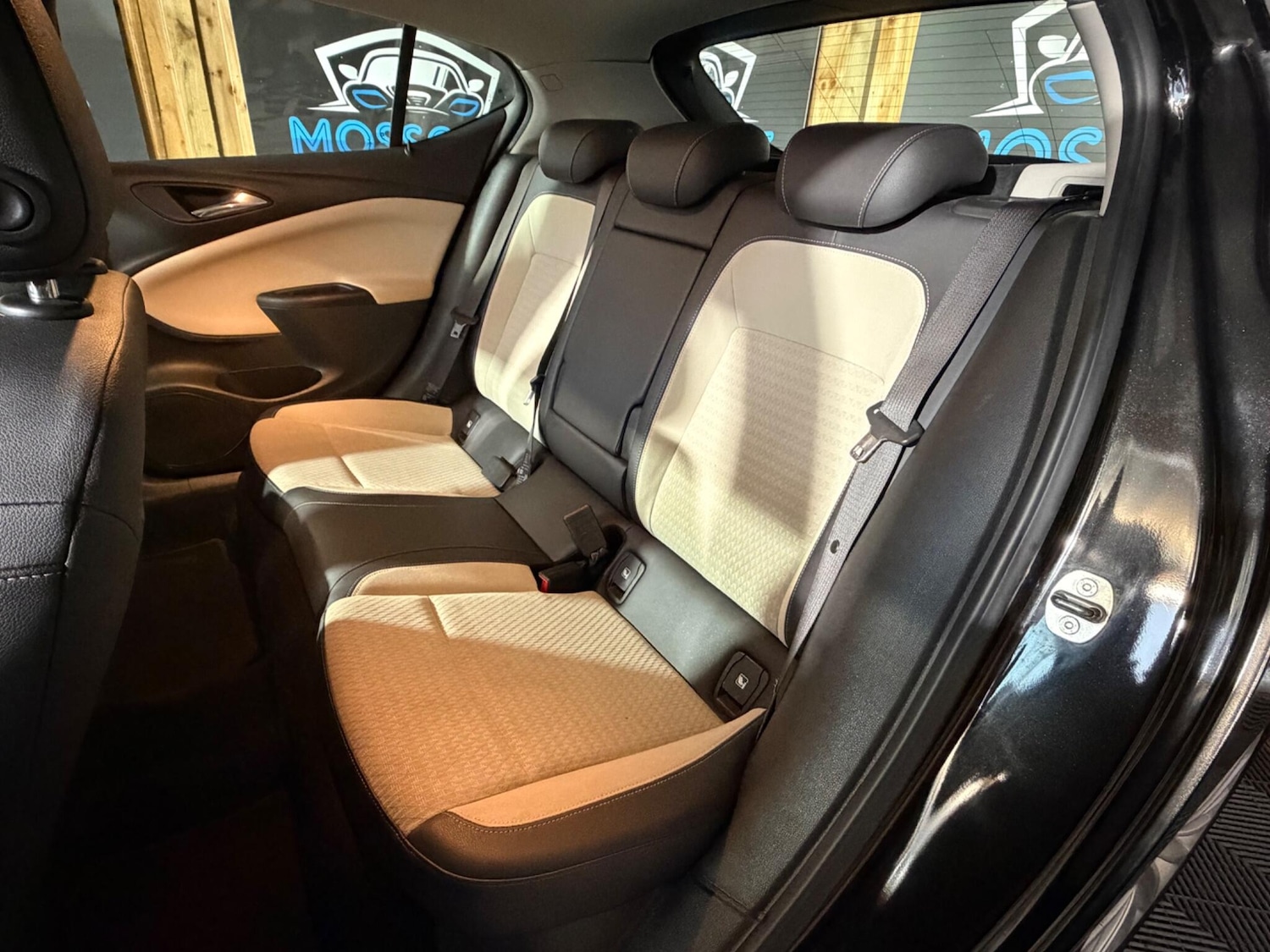 Used Vauxhall Astra 2016 for sale - 77882787: Photo 36