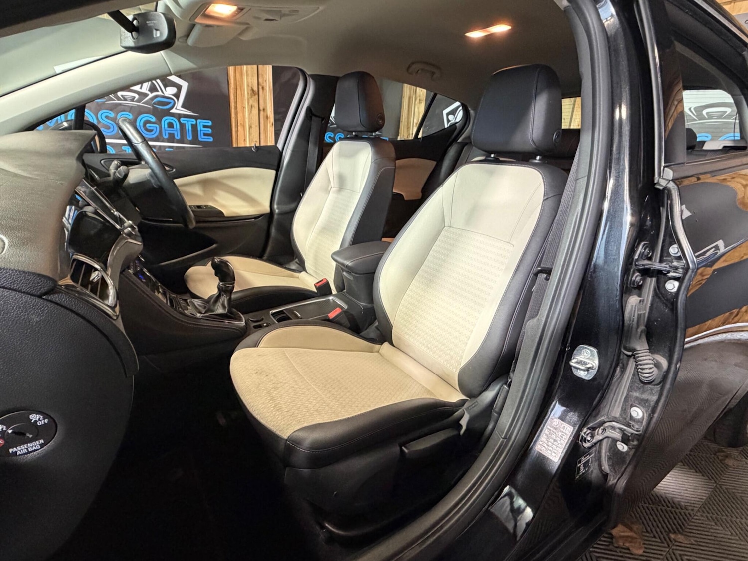 Used Vauxhall Astra 2016 for sale - 77882787: Photo 37