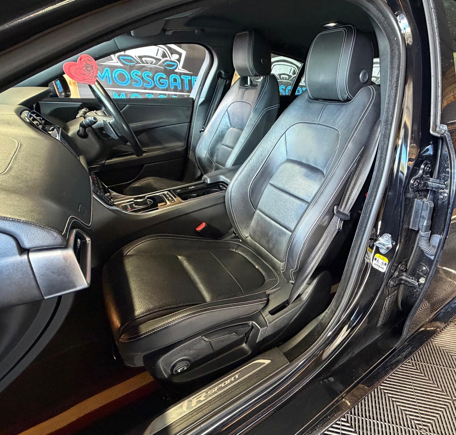 Used Jaguar XE for sale - 78057689: Photo 35