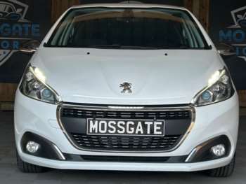 Used Peugeot 208 2015 for sale - 75102610: Photo