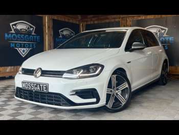 Used Volkswagen Golf 2017 for sale - 75103451: Photo