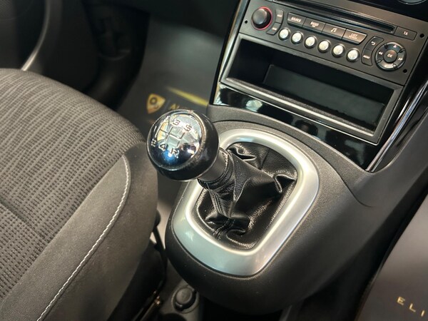 Used Citroen C3 Picasso 2015 for sale - 75747149: Photo 15