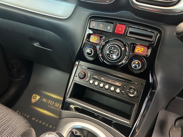 Used Citroen C3 Picasso 2015 for sale - 75747149: Photo 16