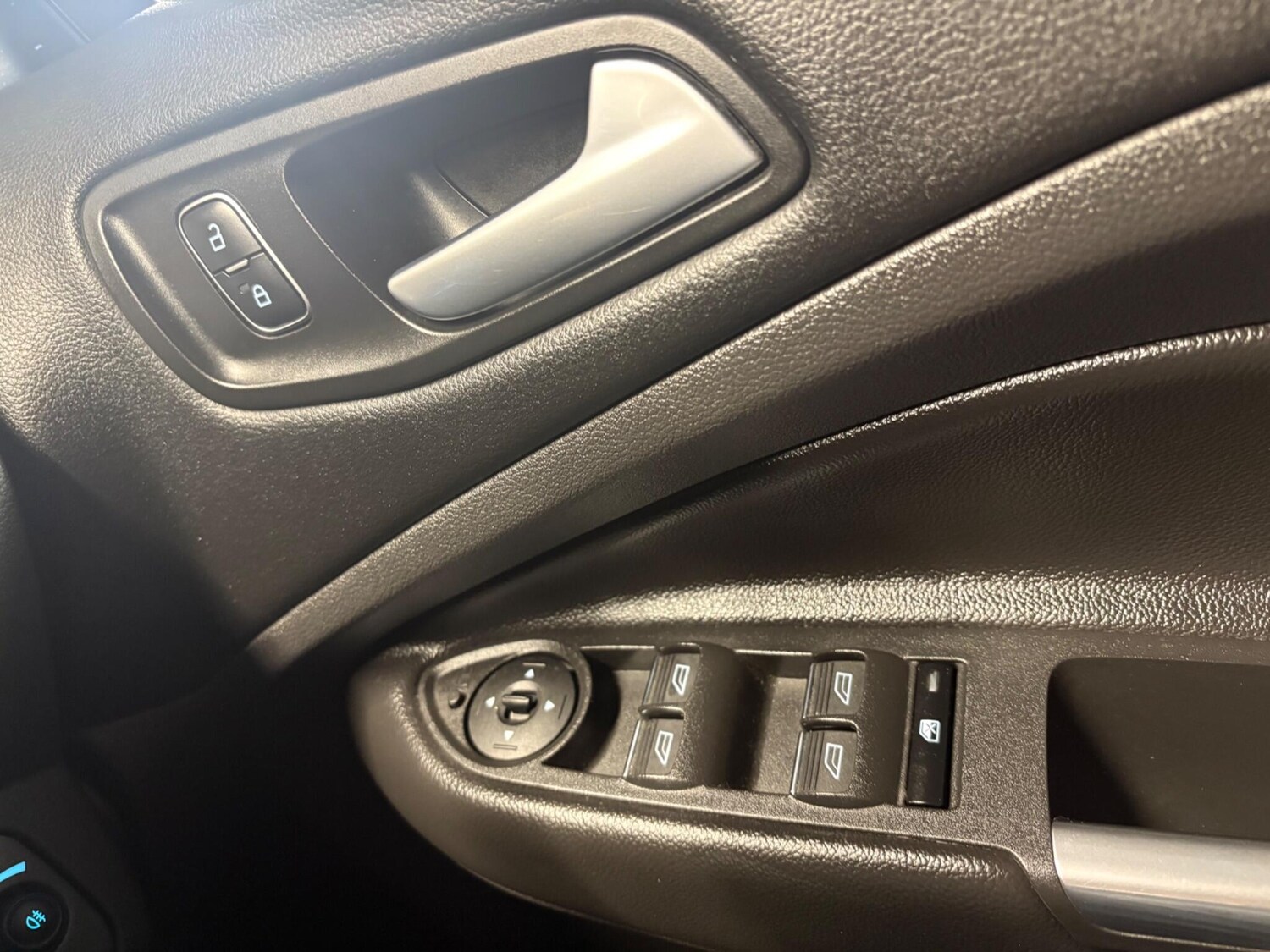 Used Ford Kuga 2019 for sale - 76238904: Photo 18