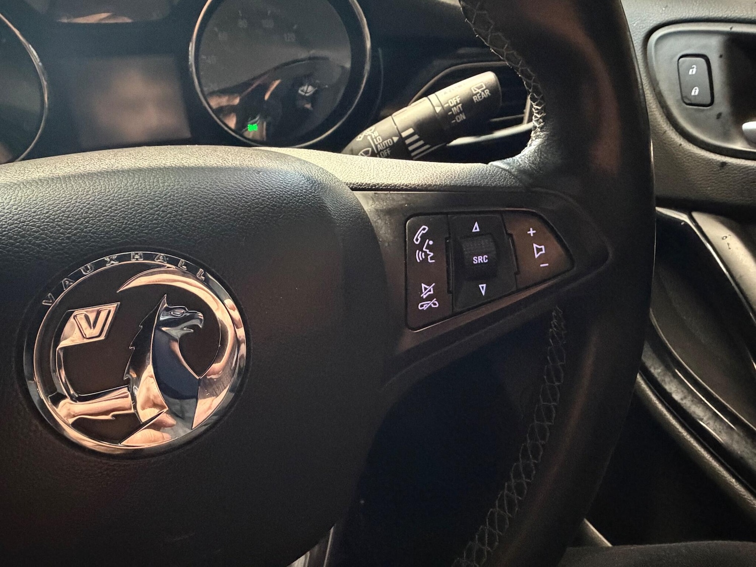 Used Vauxhall Astra 2016 for sale - 77191917: Photo 30