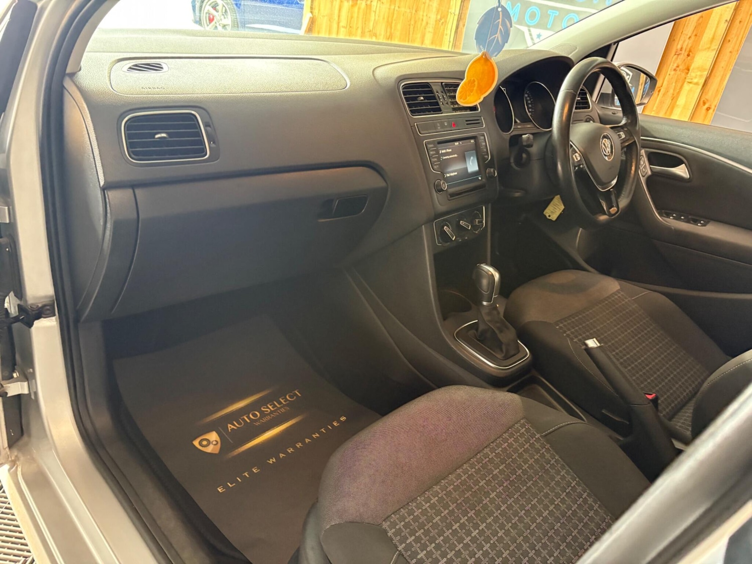 Vehicle 33