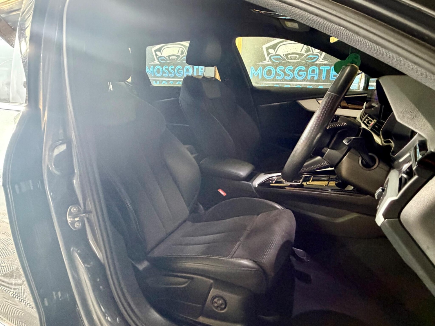 Used Audi A4 Avant 2021 for sale - 77267538: Photo 16