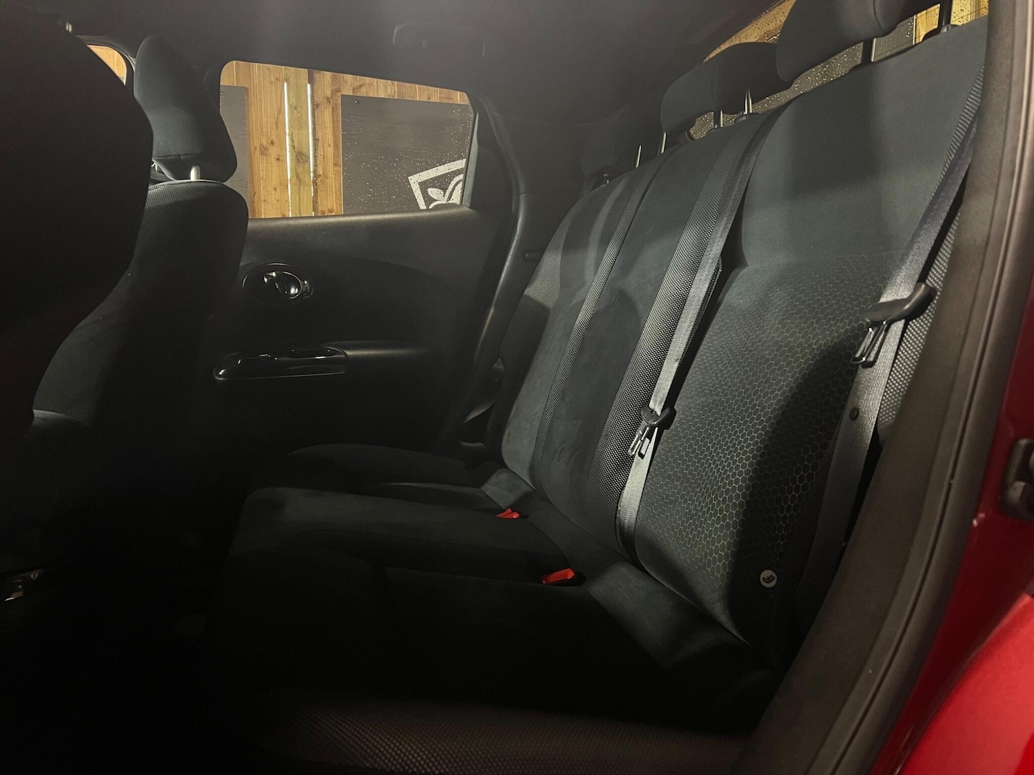 Used Nissan Juke 2015 for sale - 77344450: Photo 30