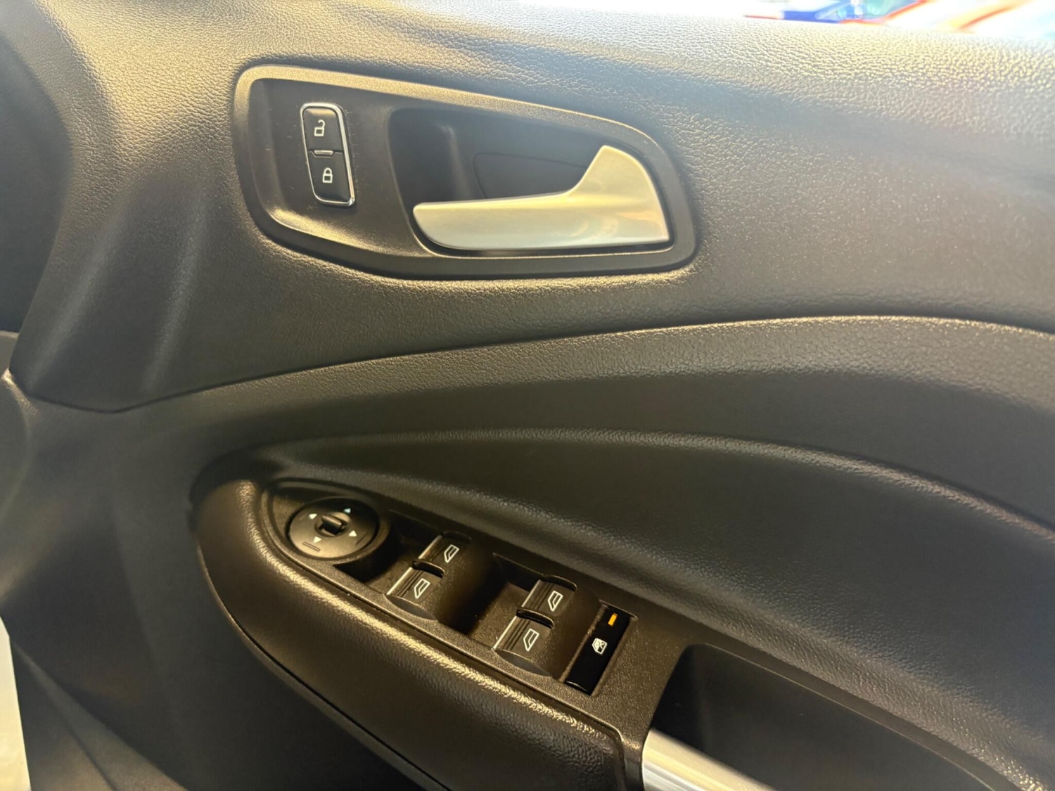 Used Ford Kuga 2016 for sale - 78157681: Photo 25