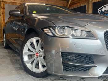 Used Jaguar XF 2017 for sale - 75103084: Photo