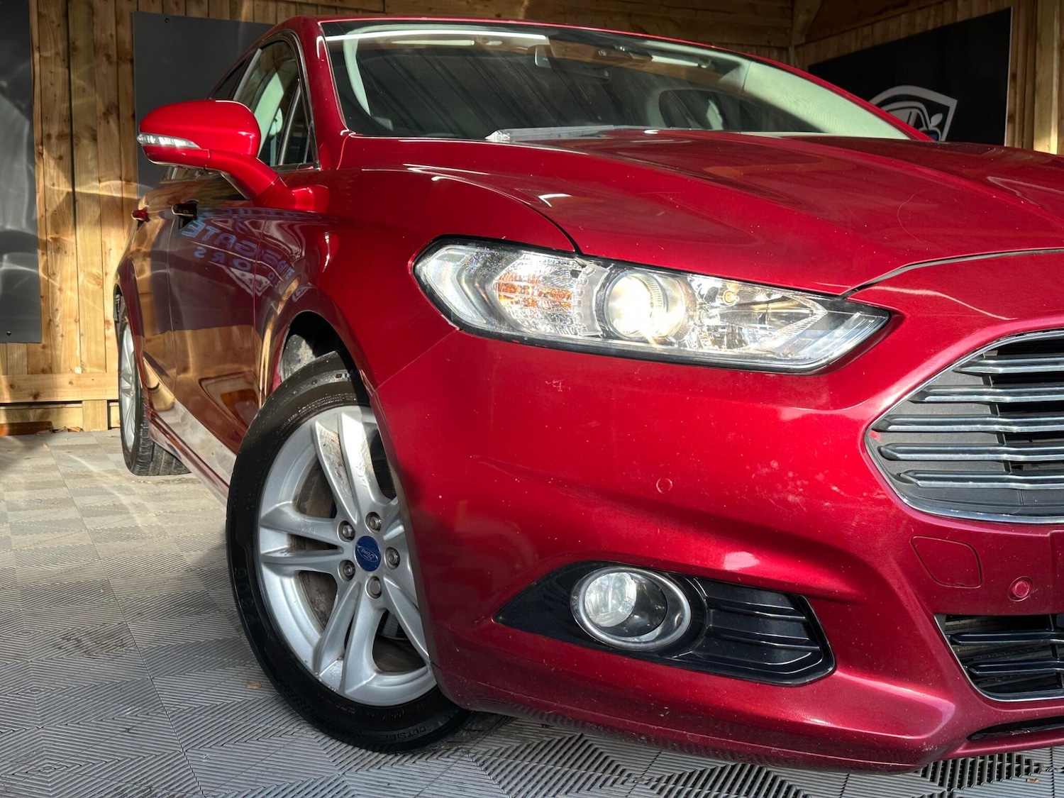 Used Ford Mondeo 2015 for sale - 76657482: Photo 32