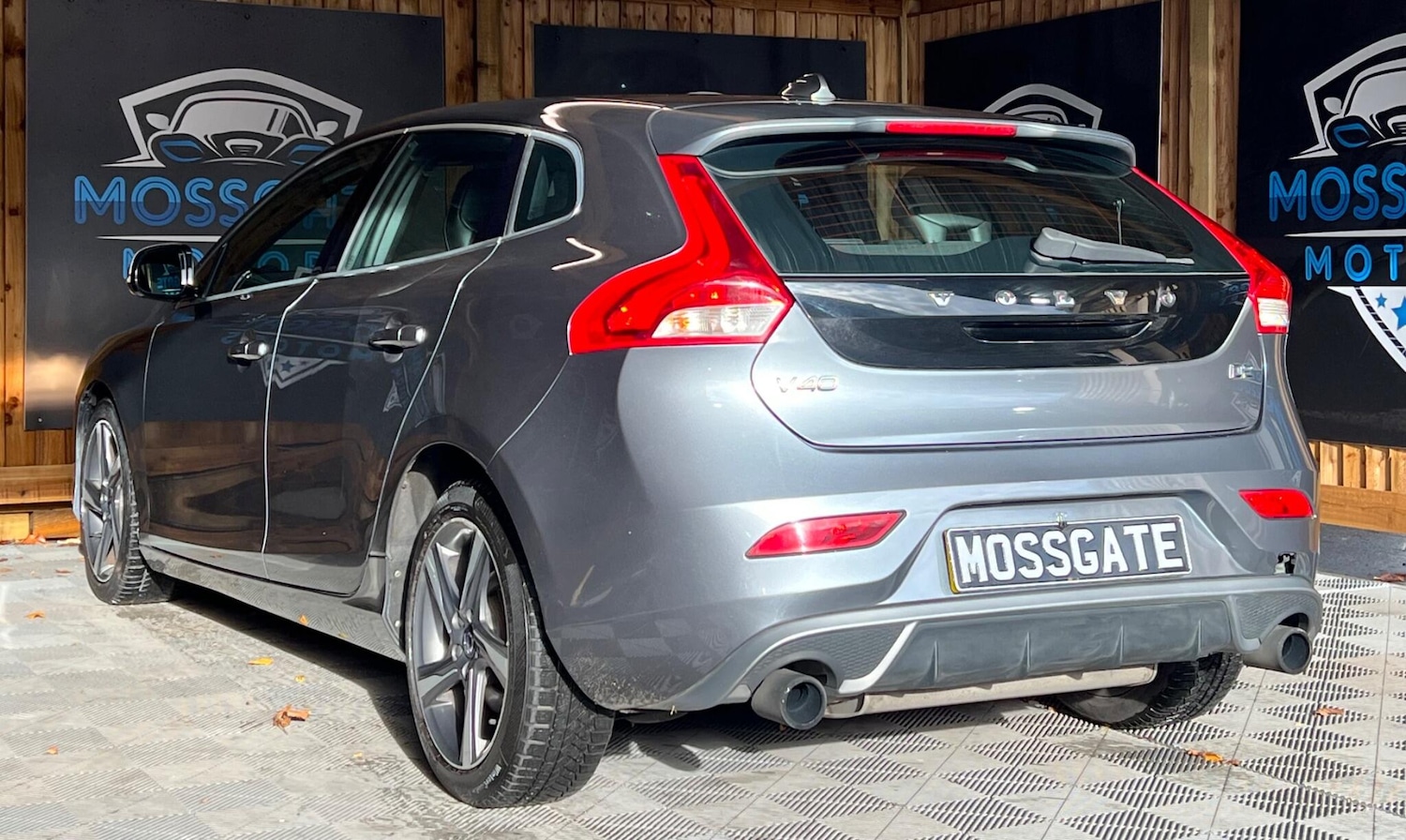 Used Volvo V40 2015 for sale - 76765350: Photo 9