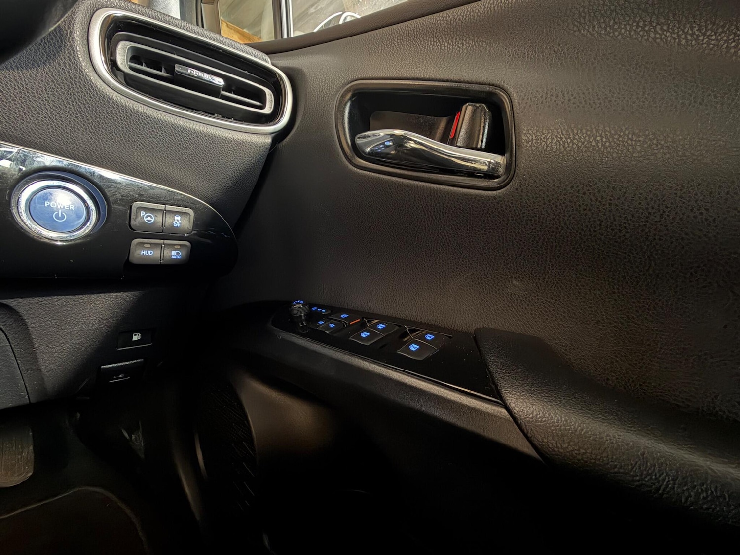 Used Toyota Prius for sale - 77426064: Photo 29