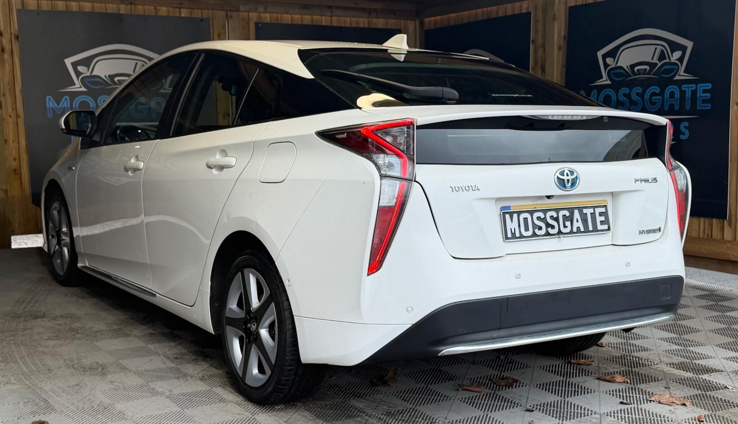 Used Toyota Prius for sale - 77426064: Photo 9