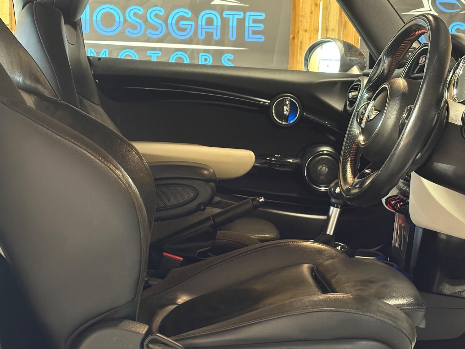 Used MINI Hatch 2016 for sale - 76521862: Photo 24