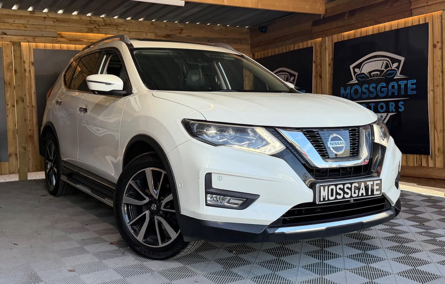 Used Nissan X-Trail 2017 for sale - 78171270: Photo 1