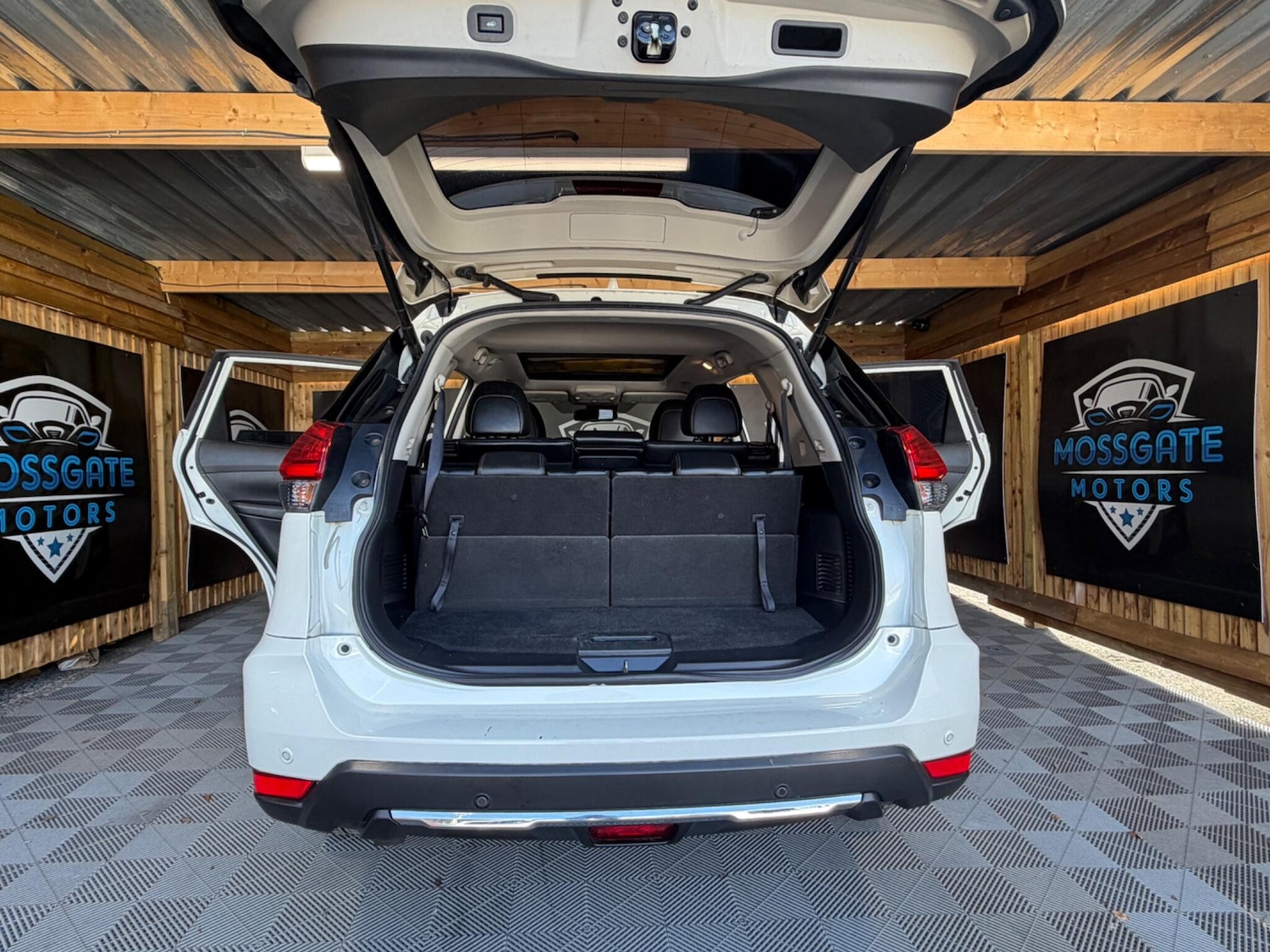 Used Nissan X-Trail 2017 for sale - 78171270: Photo 35