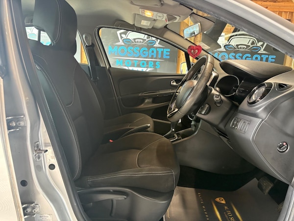 Used Renault Clio 2015 for sale - 76189450: Photo 11