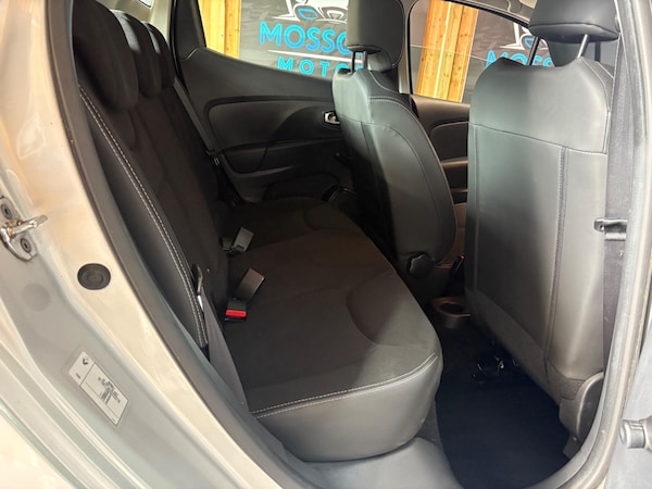 Used Renault Clio 2015 for sale - 76189450: Photo 20