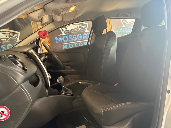 Used Renault Clio 2015 for sale - 76189450: Photo 28