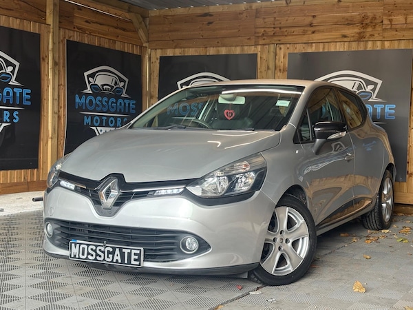 Used Renault Clio 2015 for sale - 76189450: Photo 5