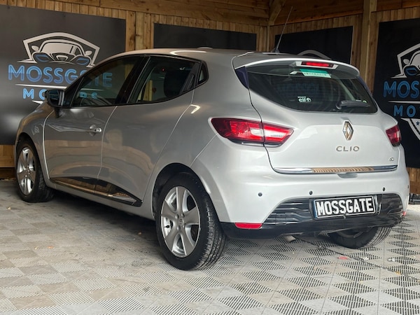 Used Renault Clio 2015 for sale - 76189450: Photo 8