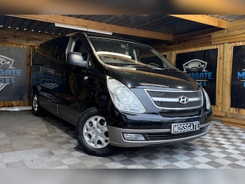 Hyundai i800 feature image