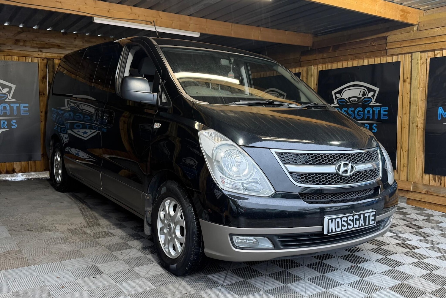 Used Hyundai i800 for sale - 78006472: Photo 3