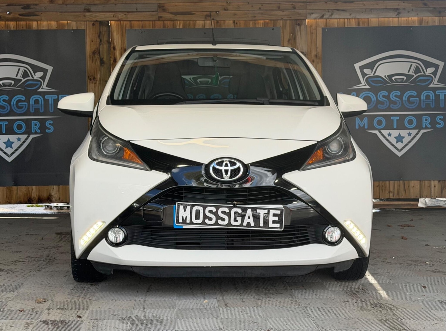 Used Toyota AYGO for sale - 78220230: Photo 2