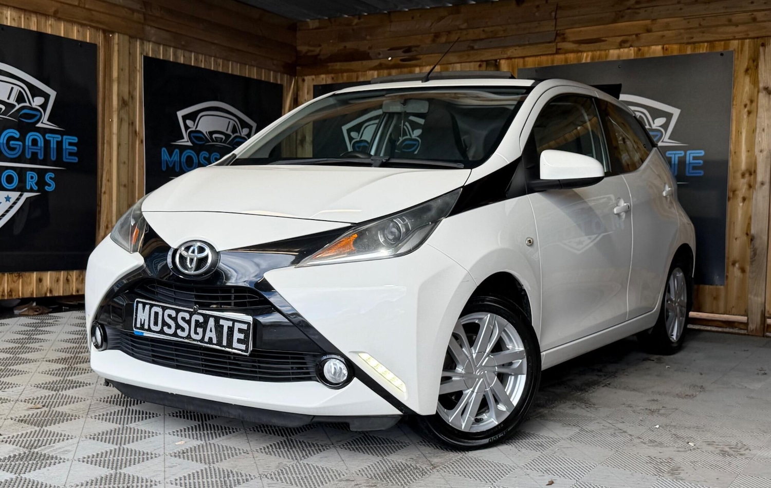 Used Toyota AYGO for sale - 78220230: Photo 3