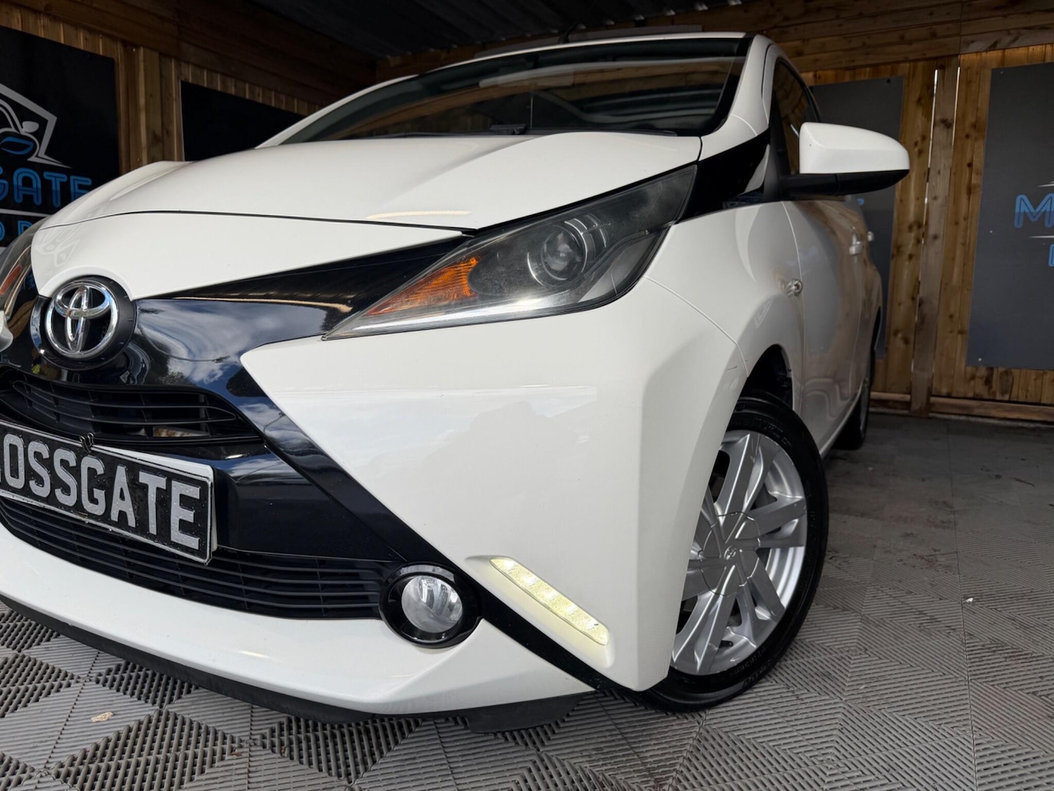 Used Toyota AYGO for sale - 78220230: Photo 31