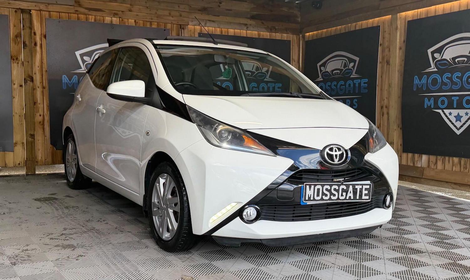 Used Toyota AYGO for sale - 78220230: Photo 5