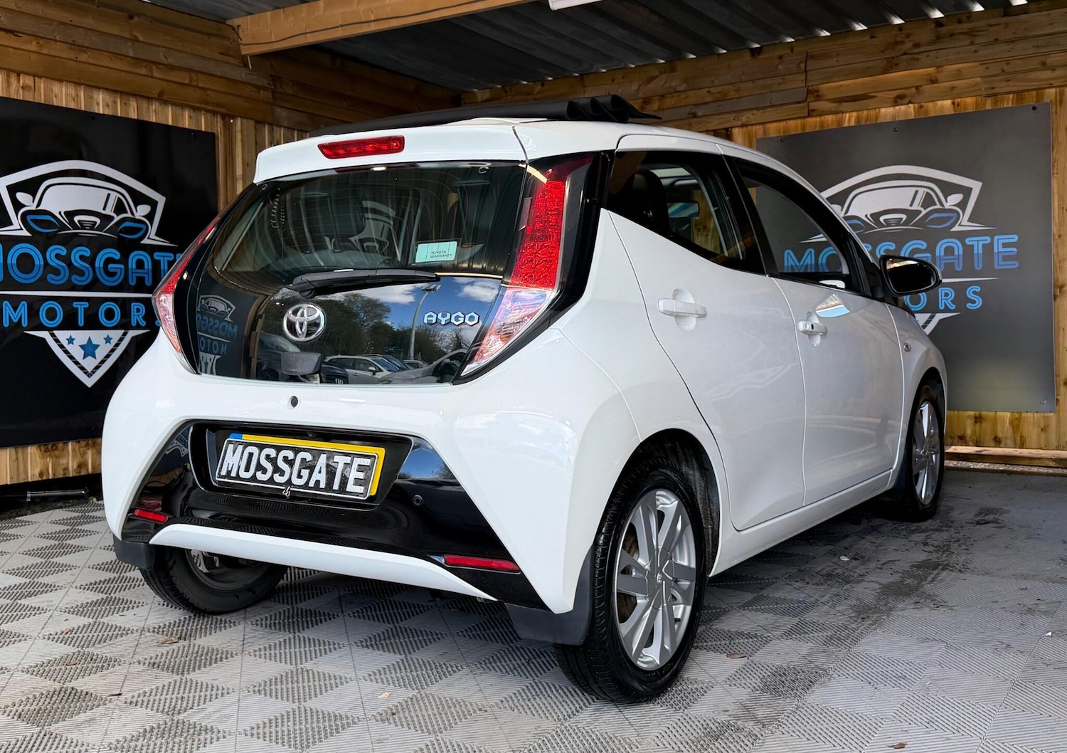 Used Toyota AYGO for sale - 78220230: Photo 8