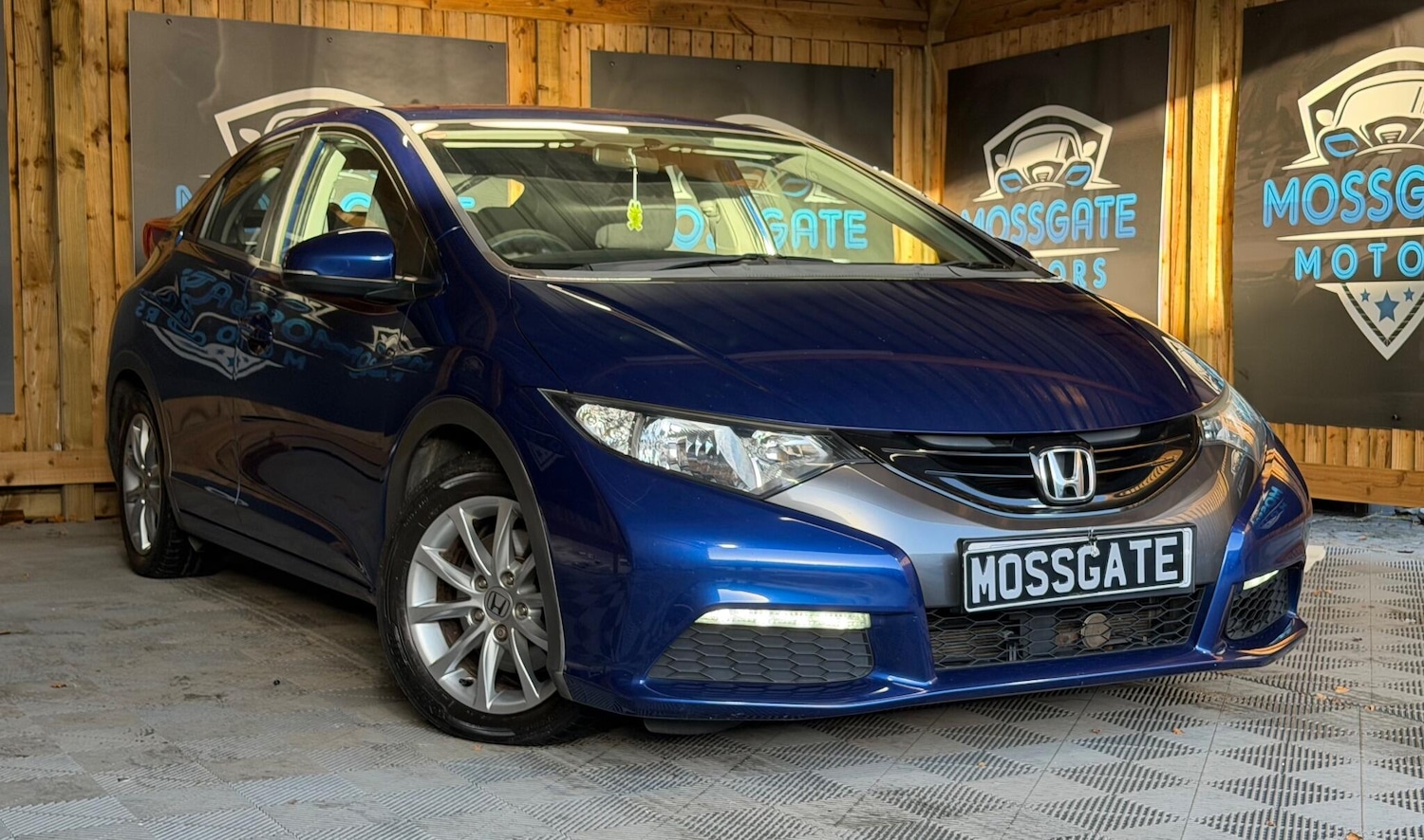 Used Honda Civic 2012 for sale - 76700875: Photo 1